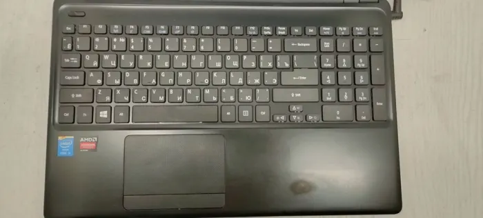 Ноутбук Б-класс Acer Aspire E1-572G / 15.6" TN / Core i3-4010U (2(4) ядра по 1.7GHz) / 8GB DDR3 / 240GB SSD / Radeon HD 8670M, 1GB DDR3/ WebCam б/в - зображення 3