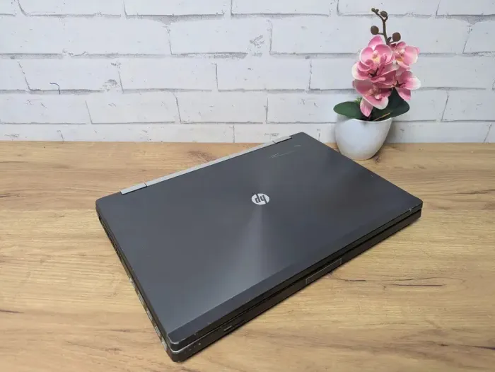 Мобільна робоча станція Б-клас HP EliteBook 8570w / 15.6" (1920x1080) TN / Intel Core i7-3630QM (4 (8) ядра по 2.4 - 3.4 GHz) / 8 GB DDR3 / 256 GB SSD / AMD Radeon HD 7770M, 1 GB GDDR5, 128-bit / WebCam / DVD-ROM б/в - зображення 8