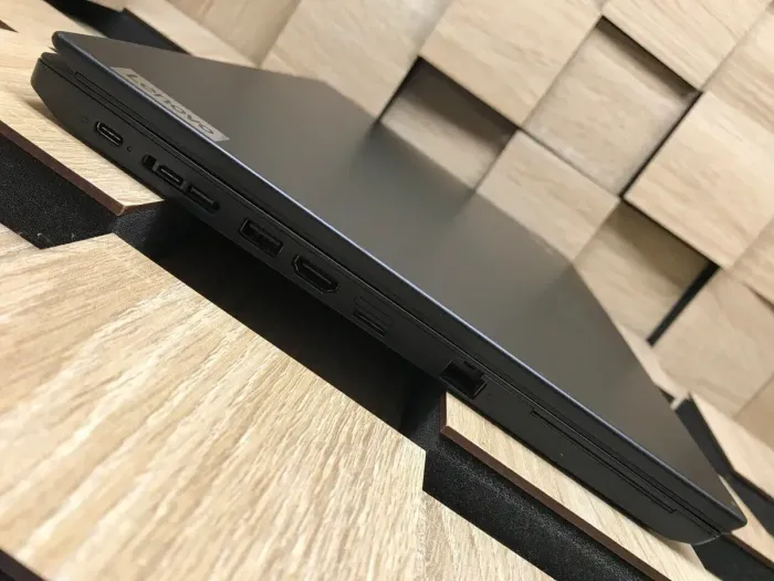 Ультрабук Б-клас Lenovo ThinkPad L15 Gen 2a / 15.6" (1920x1080) IPS / AMD Ryzen 5 Pro 5650U (6 (12) ядра по 2.3 - 4.2 GHz) / 8 GB DDR4 / 256 GB SSD M.2 / AMD Radeon Graphics / WebCam б/в - зображення 5