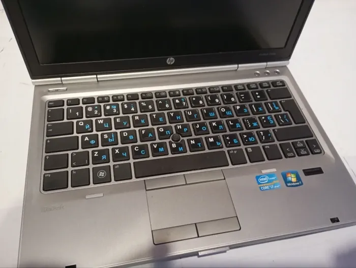 Нетбук HP EliteBook 2560p / 12.5" (1366x768) TN / Intel Core i7-2620M (2 (4) ядра по 2.7 - 3.4 GHz) / 8 GB DDR3 / 240 GB SSD / Intel HD Graphics 3000 / WebCam / DVD-RW б/в - зображення 8