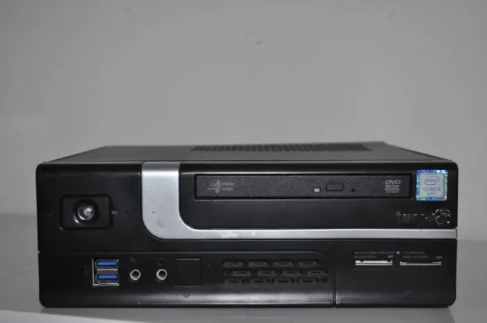 Комп'ютер Terra SFF / Intel Core i3-6320 (2 (4) ядра по 3.90 GHz) / 12 GB DDR4 / 500 GB HDD / Intel HD Graphics 530 / DVD-ROM / Windows 10 Pro б/в - зображення 3