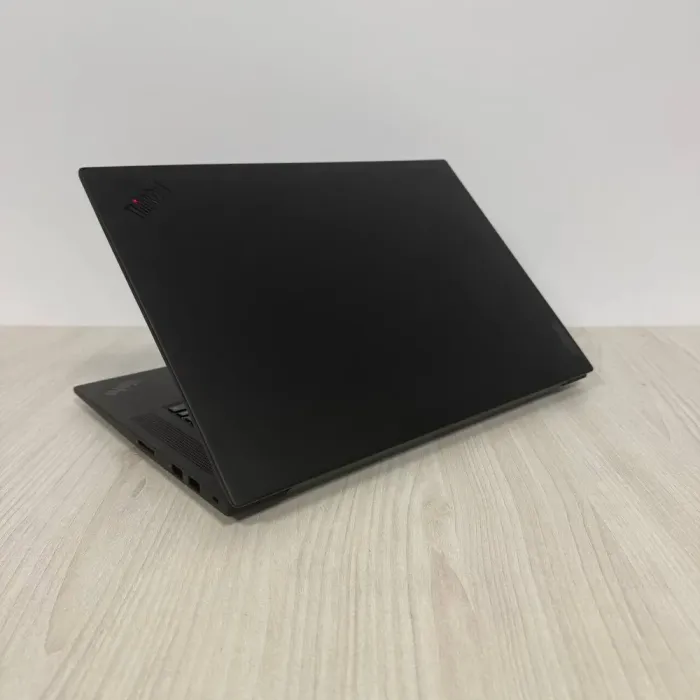 Ігровий ультрабук Lenovo ThinkPad P1 Gen 6 / 16" (2560x1600) IPS / Intel Core i9-13900H (14 (20) ядер по 2,6 - 5,4 ГГц) / 32 ГБ DDR5 / 1000 ГБ SSD NVMe / nVidia GeForce RTX 4090, 16 ГБ GDDR6, 256-біт / WebCam б/в - зображення 6