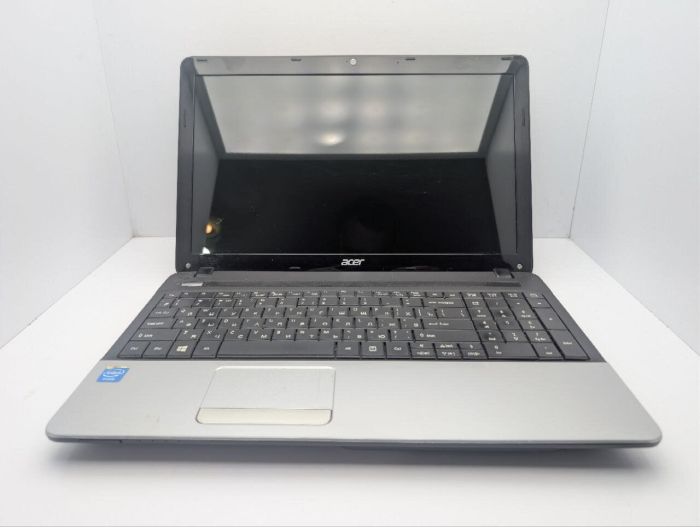 Ноутбук Acer Aspire E1-531 / 15.6" (1366x768) TN / Intel Celeron 1005M (2 ядра по 1.9 GHz) / 8 GB DDR3 / 320 GB HDD / Intel HD Graphics / WebCam / DVD-ROM б/в - изображение 3