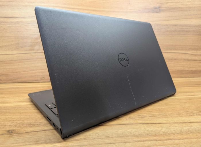 Ультрабук Dell Inspiron 15 3535 / 15.6" (1920x1080) IPS / AMD Ryzen 7 7730U (8 (16) ядер по 2.0 - 4.5 GHz) / 16 GB DDR4 / 512 GB SSD / AMD Radeon RX Vega 8 / WebCam / HDMI / Windows 11 б/в - зображення 6