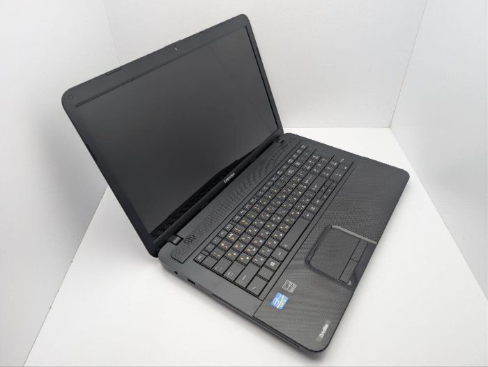 Ноутбук Toshiba Satellite Pro C875 / 17.3" (1600x900) TN / Intel Core i3-3110M (2 (4) ядра по 2.4 GHz) / 8 GB DDR3 / 128 GB SSD / Intel HD Graphics 4000 / WebCam б/в - зображення 6
