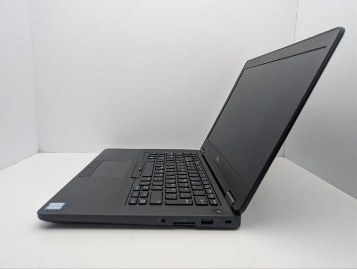 Ноутбук Dell Latitude E5470 / 14" (1920x1080) IPS / Intel Core i5-6300U (2 (4) ядра по 2.4 - 3.0 GHz) / 8 GB DDR4 / 120 GB SSD / Intel HD Graphics 520 / WebCam б/в - изображение 5