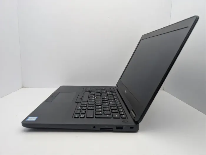 Ноутбук Dell Latitude E5470 / 14" (1920x1080) IPS / Intel Core i5-6300U (2 (4) ядра по 2.4 - 3.0 GHz) / 8 GB DDR4 / 120 GB SSD / Intel HD Graphics 520 / WebCam б/в - зображення 5