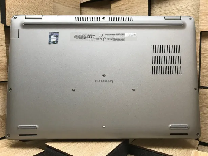 Ультрабук Б-клас Dell Latitude 5420 / 14" (1920x1080) IPS / Intel Core i5-1145G7 (4 (8) ядра по 2.6 - 4.4 GHz) / 8 GB DDR4 / 256 GB SSD / Intel Iris Xe Graphics / WebCam / HDMI / Windows 10 б/в - зображення 9