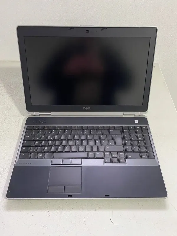 Ноутбук Dell Latitude E6530 / 15.6" (1920x1080) TN / Intel Core i5-3230M (2 (4) ядра по 2.6 - 3.2 GHz) / 8 GB DDR3 / 128 GB SSD / nVidia NVS 5200M, 1 GB GDDR5, 64-bit / WebCam / DVD-ROM б/в - зображення 2