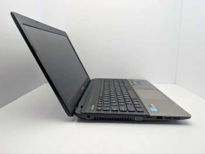 Ноутбук Asus K55 / 15.6" (1366x768) TN / Intel Core i3-3110M (2 (4) ядра по 2.4 GHz) / 8 GB DDR3 / 750 GB HDD / nVidia GeForce 610M, 2 GB GDDR3, 64-bit / WebCam / DVD-ROM б/в - зображення 4