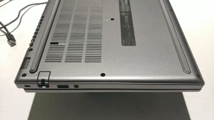 Ультрабук Б-клас Acer TravelMate P214-55-58BP / 14" (1920x1200) IPS / Intel Core i5-1335U (10 (12) ядер по 3.4 - 4.6 GHz) / 16 GB DDR4 / 512 GB SSD / Intel Iris Xe Graphics / Webcam б/в - зображення 4