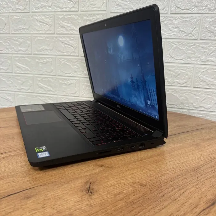 Ігровий ноутбук Б-клас Dell Inspiron 15 5577 / 15.6" (1920x1080) TN / Intel Core i5-7300HQ (4 ядра по 2.5 - 3.5 GHz) / 16 GB DDR4 / 500 GB SSD / nVidia GeForce GTX 1050, 4 GB GDDR5, 128-bit / WebCam б/в - зображення 5
