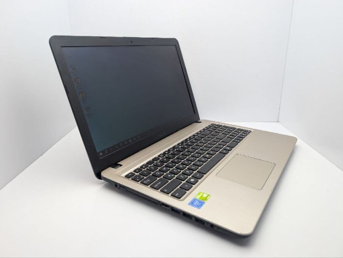 Ноутбук Asus R540N / 15.6" (1366x768) TN / Intel Celeron N3350 (2 ядра по 1.1 - 2.4 GHz) / 4 GB DDR3 / 120 GB SSD / nVidia GeForce 920MX, 2 GB GDDR3, 64-bit / WebCam б/в - зображення 6