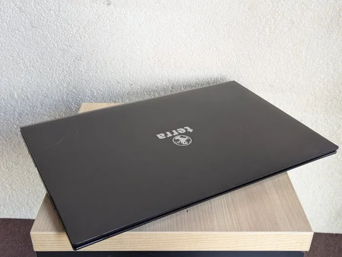 Ноутбук Б-клас Terra Clevo N770WU / 17.3" (1600x900) TN / Intel Core i3-7100U (2 (4) ядра по 2.4 GHz) / 8 GB DDR4 / 128 GB SSD + 500 GB HDD / Intel HD Graphics 620 / WebCam / DVD-ROM б/в - зображення 7