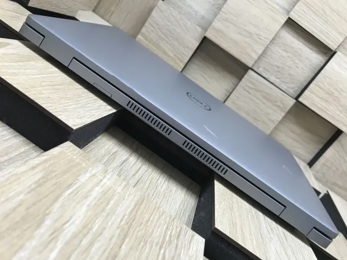 Ультрабук Б-клас Dell Latitude 5411 / 14" (1920x1080) IPS / Intel Core i7-10850H (6 (12) ядра по 2.7 - 5.1 GHz) / 8 GB DDR4 / 256 GB SSD M.2 / Intel UHD Graphics / WebCam / HDMI / Windows 10 б/в - зображення 7