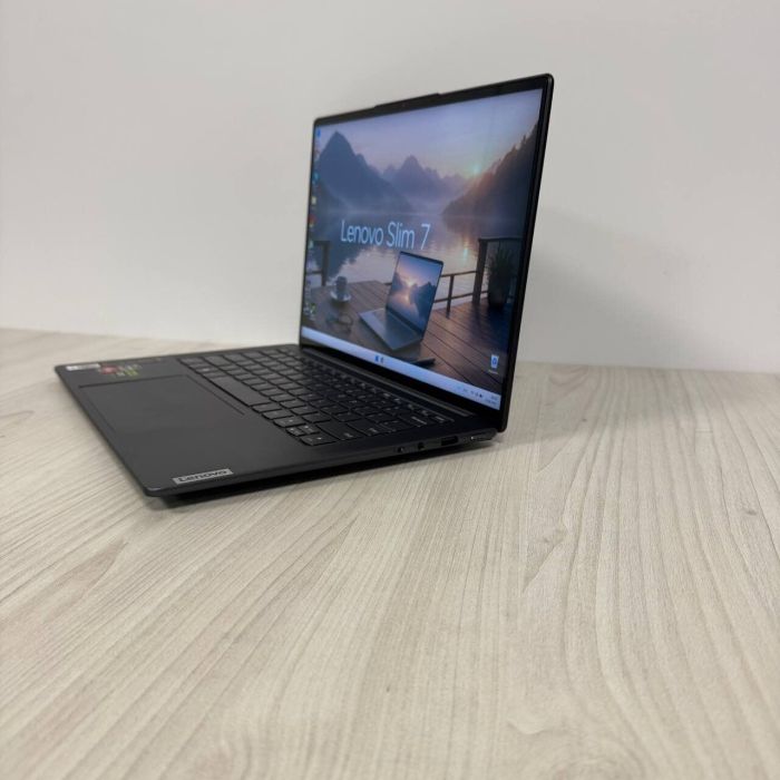 Ігровий ультрабук Б-клас Lenovo Slim 7 ProX 14ARH7 / 14.5" (3072x1920) IPS Touch / AMD Ryzen 7 6800HS (8 (16) ядер по 3.2 - 4.7 GHz) / 16 GB DDR5 / 1000 GB SSD NVMe / nVidia GeForce RTX 3050, 4 GB GDDR6, 128-bit / WebCam б/в - зображення 5