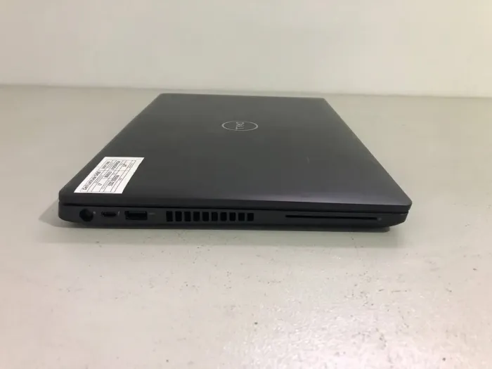 Ультрабук Б-класс Dell Latitude 5400 / 14" IPS / Core i7-8665U (4(8) ядра по 1.9-4.8GHz) / 8GB DDR4 / 256 GB SSD / UHD Graphics 620 / WebCam / HDMI б/в - зображення 4