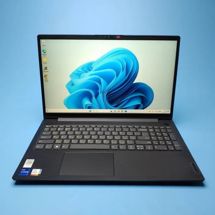 Ультрабук Lenovo V15 G2 ITL / 15.6" (1920x1080) IPS / Intel Core i7-1165G7 (4 (8) ядра по 2.8 - 4.7 GHz) / 16 GB DDR4 / 256 GB SSD / Intel Iris Xe Graphics / WebCam / Win 11 Pro б/в - зображення 2
