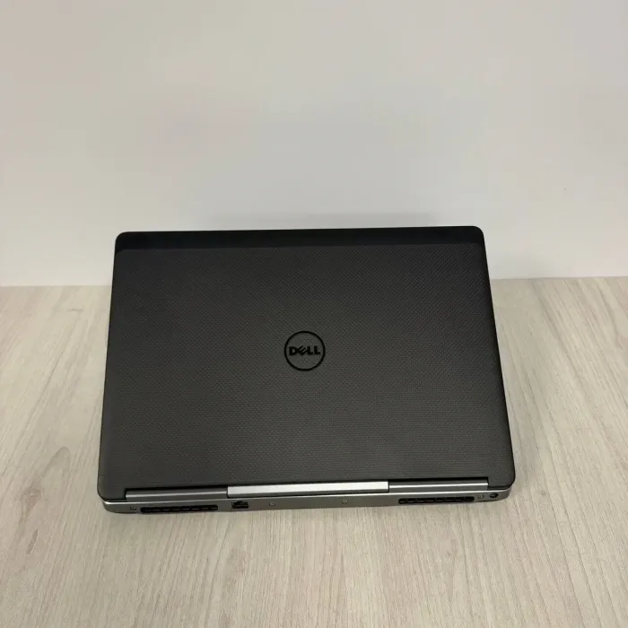 Мобільна робоча станція Dell Precision 7510 / 15,6" (1920x1080) IPS / Intel Core i7-6820HQ (4 (8) ядра по 2,7 - 3,6 ГГц) / 16 ГБ DDR4 / 256 ГБ SSD / nVidia Quadro M2000M, 4 ГБ GDDR5, 128-біт / WebCam б/в - зображення 7