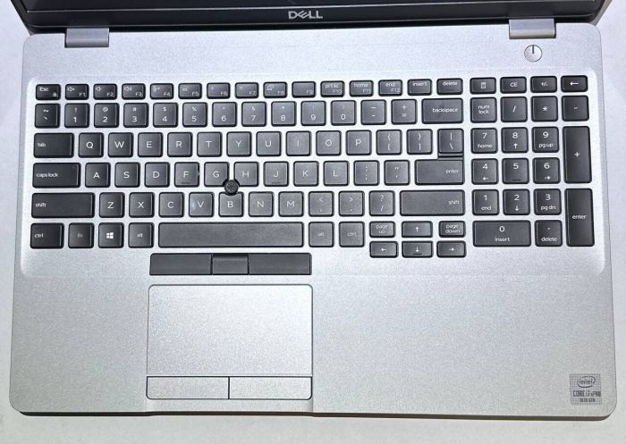 Ноутбук Б-клас Dell Latitude 5511 / 15.6" (1920x1080) IPS / Intel Core i7-10850H (6 (12) ядер по 2.7 - 5.1 GHz) / 16 GB DDR4 / 256 GB SSD / Intel UHD Graphics / WebCam / Win 11 Pro б/в - зображення 8