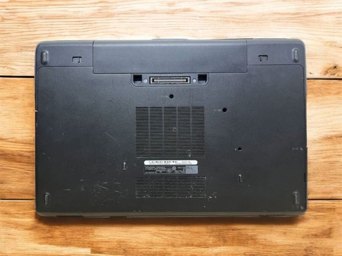 Ноутбук Б-клас Dell Latitude E6540 / 14" (1366x768) TN / Intel Core i5-4210M (2 (4) ядра по 2.6 - 3.2 GHz) / 8 GB DDR3 / 256 GB SSD / Intel HD Graphic 4600 / WebCam б/в - зображення 6