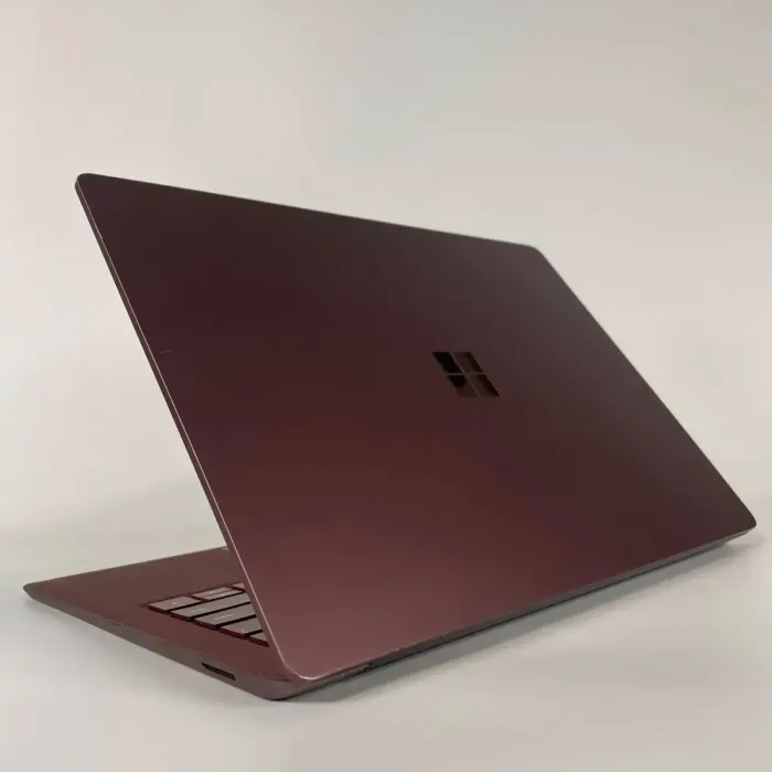 Ноутбук Microsoft Surface Laptop / 13.5" (2256x1504) IPS Touch / Intel Core i7-7660U (2 (4) ядра по 2.5 - 4.0 GHz) / 16 GB DDR3 / 512 GB SSD / Intel Iris Plus Graphics 640 / WebCam б/в - зображення 7