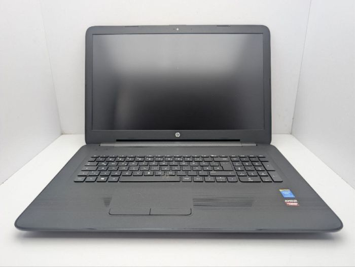 Ноутбук HP 17 x070ng / 17.3" (1920x1080) TN / Intel Core i3-5005U (2 (4) ядра по 2.0 GHz) / 8 GB DDR3 / 128 GB SSD / AMD Radeon R5 M330, 2 GB GDDR3, 64-bit / WebCam / DVD-ROM б/в - зображення 3