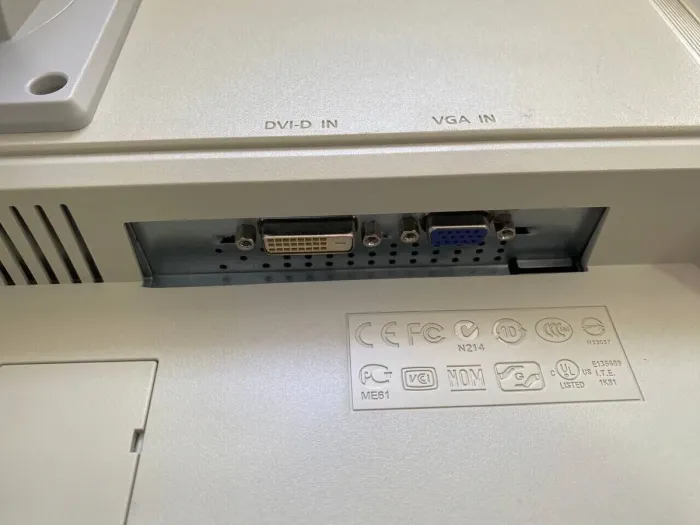 Комплект ПК: комп'ютер Fujitsu Esprimo P520 E85 Tower / Intel Core i5-4430 (4 ядра по 3.0 - 3.2 GHz) / 8 GB DDR3 / 500 GB HDD / Intel HD Graphics 4600 + Монітор Б-клас Acer B243HL / 24" (1920x1080) TN / VGA б/в - зображення 6