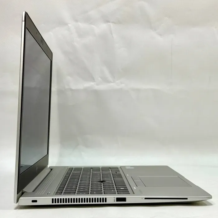 Ультрабук HP EliteBook 850 G5 / 15.6" (1920x1080) IPS / Intel Core i7-8650U (4 (8) ядра по 1.9 - 4.2 GHz) / 16 GB DDR4 / 256 GB SSD / Intel UHD Graphics 620 / WebCam / Fingerprint / Windows 11 Pro б/в - зображення 5