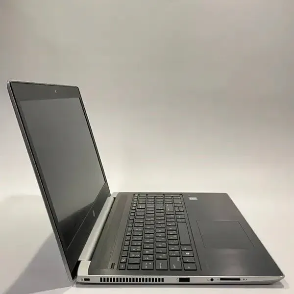 Ноутбук Б-клас HP ProBook 450 G5 / 15.6" (1366x768) TN / Intel Core i5-8250U (4 (8) ядра по 1.6 - 3.4 GHz) / 16 GB DDR4 / 256 GB SSD / Intel UHD Graphics 620 / WebCam / TouchID б/в - зображення 5