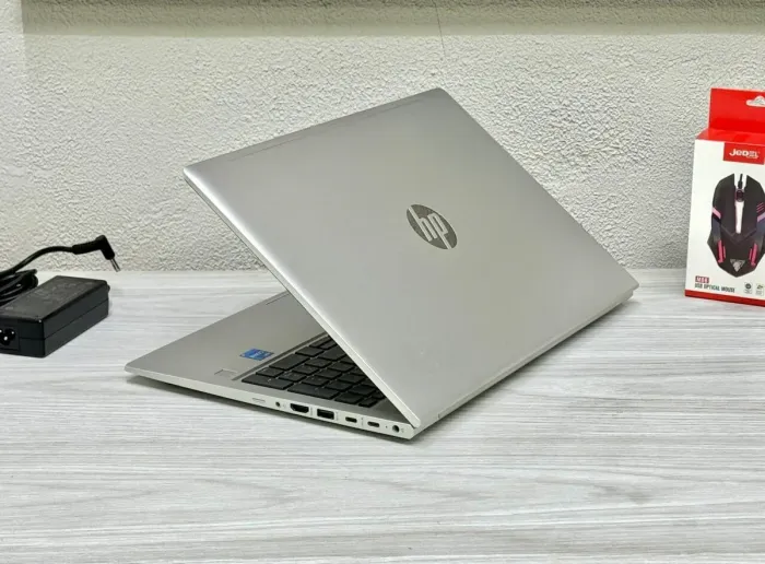Ультрабук HP ProBook 450 G10 / 15.6" (1920x1080) IPS / Intel Core i5-1334U (10 (12) ядер по 3.4 - 4.6 GHz) / 16 GB DDR4 / 512 GB SSD M.2 / Intel Iris Xe Graphics / WebCam / Win 11 Pro б/в - зображення 6
