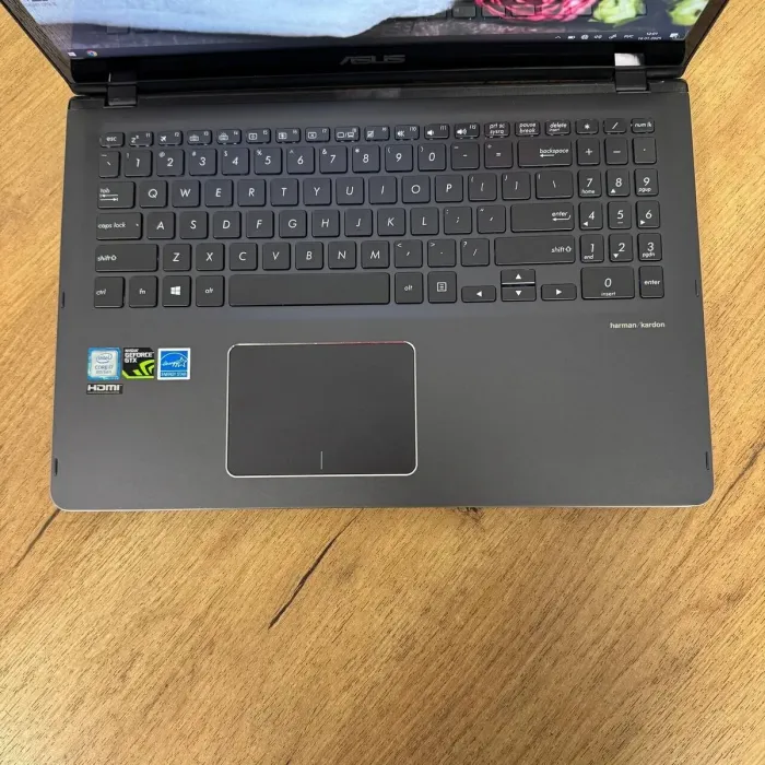 Ігровий ноутбук-трансформер Б-клас Asus Q535UD x360 / 15.6" (3840x2160) IPS Touch / Intel Core i7-8550U (4 (8) ядра по 1.8 - 4.0 GHz) / 16 GB DDR4 / 256 GB SSD / nVidia GeForce GTX 1050, 2 GB GDDR5, 128-bit / WebCam б/в - зображення 7