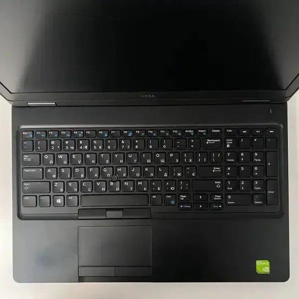 Ігровий ноутбук Dell Latitude 5591 / 15.6" (1920x1080) IPS / Intel Core i5-8400H (4 ядра по 2.5 - 4.2 GHz) / 16 GB DDR4 / 512 GB SSD / nVidia GeForce MX130, 2 GB GDDR5, 64-bit / WebCam / HDMI / SIM б/в - зображення 3