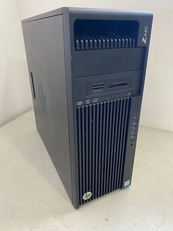 Робоча станція Б-клас HP Z440 Workstation Tower / Intel Xeon E5-2683 v3 (14 (28) ядер по 2.0 - 3.0 GHz) / 64 GB DDR4 / 240 GB SSD / nVidia Quadro M2000, 4 GB GDDR5, 128-bit / DVD-ROM / DisplayPort б/в - изображение 4