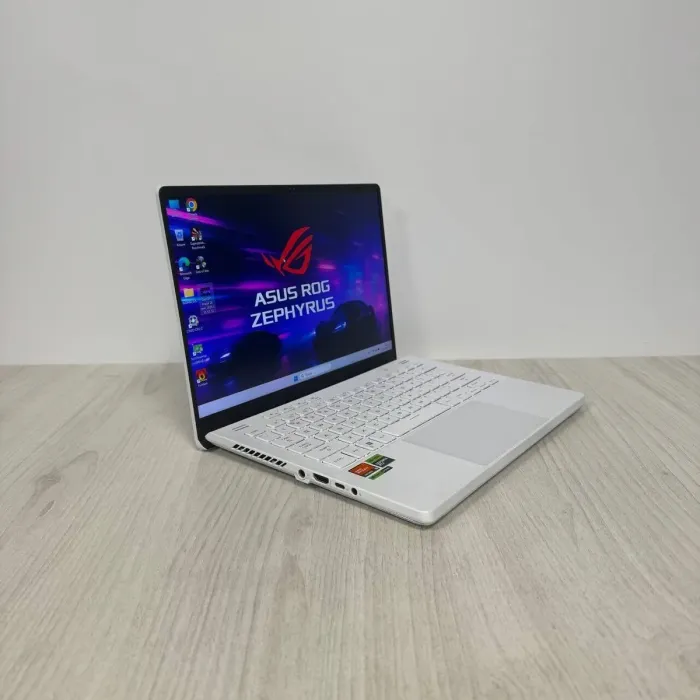 Ігровий ультрабук Asus ROG Zephyrus G14 GA402XV White / 14" (2560x1600) IPS / AMD Ryzen 9 7940HS (8 (16) ядер по 4,0 - 5,2 ГГц) / 32 ГБ DDR5 / 1000 ГБ SSD NVMe / nVidia GeForce RTX 4060, 8 ГБ GDDR6, 128-біт / Веб-камера б/в - изображение 5
