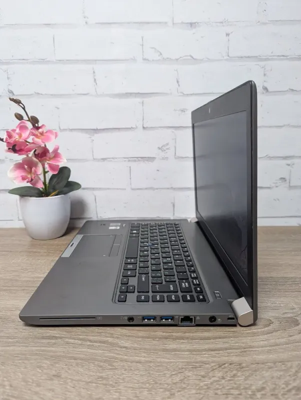 Ноутбук Б-клас Toshiba Tecra Z40-A-187 / 14" (1366x768) TN / Intel Core i5-4310U (2 (4) ядра по 2.0 - 3.0 GHz) / 8 GB DDR3 / 128 GB SSD / Intel HD Graphics 4400 / WebCam б/в - зображення 6