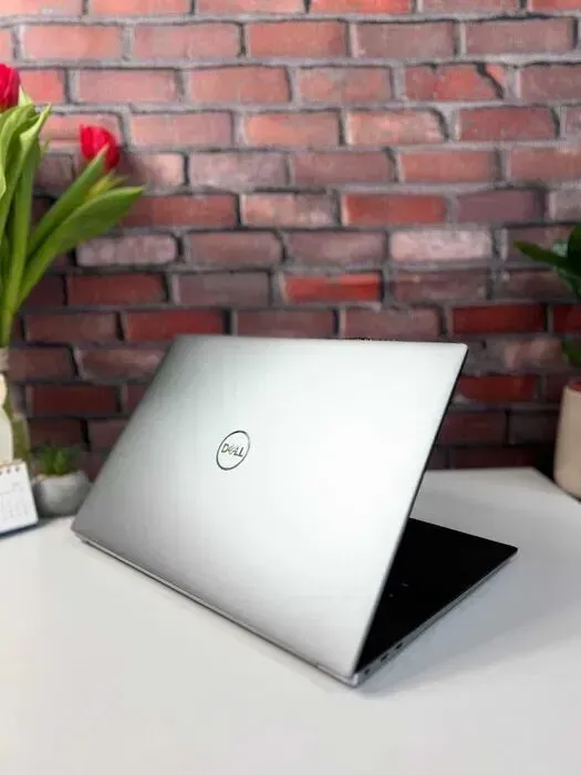 Ігровий ноутбук Dell Precision 5560 / 15.6" (1920x1080) IPS / Intel Core i9-11950H (8 (16) ядер по 2.6 - 5.0 GHz) / 32 GB DDR4 / 1000 GB SSD M.2 / nVidia RTX A2000, 4 GB GDDR6, 128-bit / WebCam / Win 10 Pro б/в - зображення 7