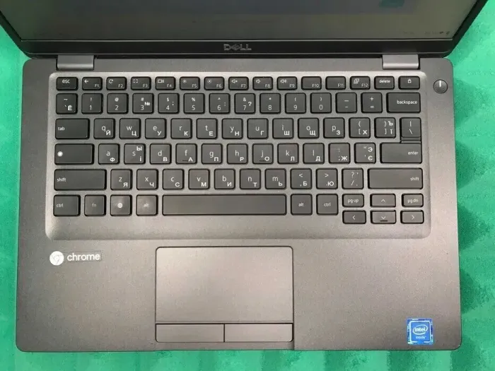 Ультрабук Dell Latitude 5400 Chromebook / 14" (1920x1080) IPS / Intel Core i3-8145U (2 (4) ядра по 2.1 - 3.9 GHz) / 8 GB DDR4 / 256 GB SSD M.2 / Intel UHD Graphics 620 / WebCam / ChromeOS б/в - зображення 8