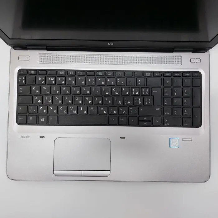 Ноутбук HP ProBook 650 G2 / 15.6" (1920x1080) TN / Intel Core i5-6200U (2 (4) ядра по 2.3 - 2.8 GHz) / 16 GB DDR4 / 256 GB SSD / Intel HD Graphics 520 / WebCam б/в - зображення 3