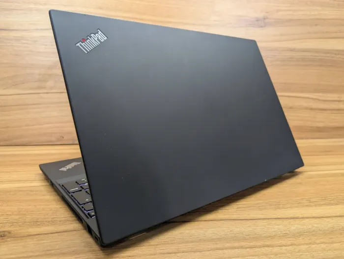 Мобільна робоча станція Lenovo ThinkPad P15s Gen1 / 15.6" (1920x1080) IPS / Intel Core i7-10510U (4 (8) ядра по 1.8 - 4.9 GHz) / 16 GB DDR4 / 480 GB SSD / nVidia Quadro P520, 2 GB GDDR5, 64-bit / WebCam / TouchID / Windows 10 б/в - зображення 7