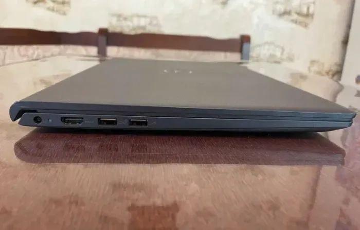 Ультрабук Dell Inspiron 15 3520 / 15.6" (1920x1080) IPS / Intel Core i7-1255U (10 (12) ядер по 3.5 - 4.7 GHz) / 16 GB DDR4 / 512 GB SSD / Intel Iris Xe Graphics / WebCam б/в - зображення 6