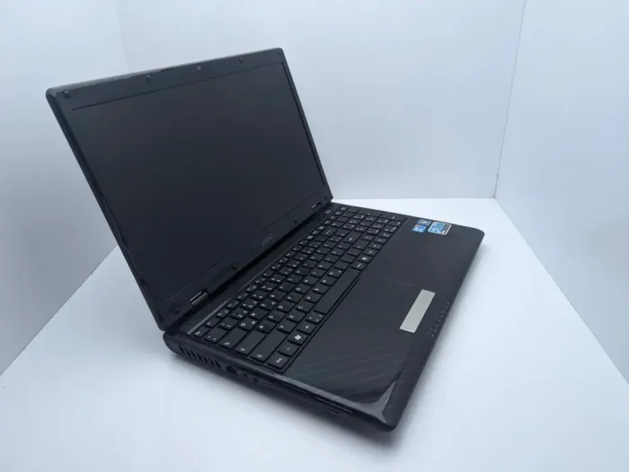 Ноутбук MSI CX63 / 15.6" (1366x768) TN / Intel Core i5-460M (2 (4) ядра по 2.53 - 2.8GHz) / 6 GB DDR3 / 500 GB HDD / nVidia GeForce 310M, 1 GB GDDR3, 64-bit / WebCam б/в - зображення 3