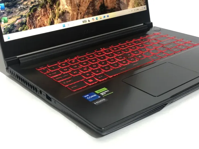 Ігровий ноутбук MSI GF63 Thin 11UC-1276US / 15.6" (1920x1080) IPS / Intel Core i5-11400H (6 (12) ядер по 2.2 - 4.5 GHz) / 16 GB DDR4 / 512 GB SSD / nVidia GeForce RTX 3050, 4 GB GDDR6, 128-bit / WebCam / Win 11 Home - зображення 11