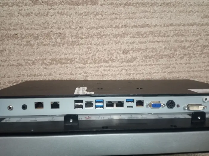 Моноблок Б-клас Bressner D85S / 19" (1920x1080) IPS Touch / Intel Core i5-7500T (4 ядра по 2,7 - 3,3 ГГц) / 8 ГБ DDR4 / 240 ГБ SSD / Intel HD Graphics 630 / WebCam б/в - зображення 4