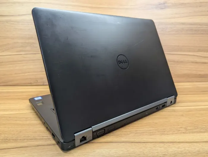 Ноутбук Dell Latitude E5470 / 14" (1366x768) TN / Intel Core i5-6300U (2 (4) ядра по 2.4 - 3.0 GHz) / 8 GB DDR4 / 240 GB SSD / Intel HD Graphics 520 / WebCam / Fingerprint / Windows 10 б/в - зображення 7