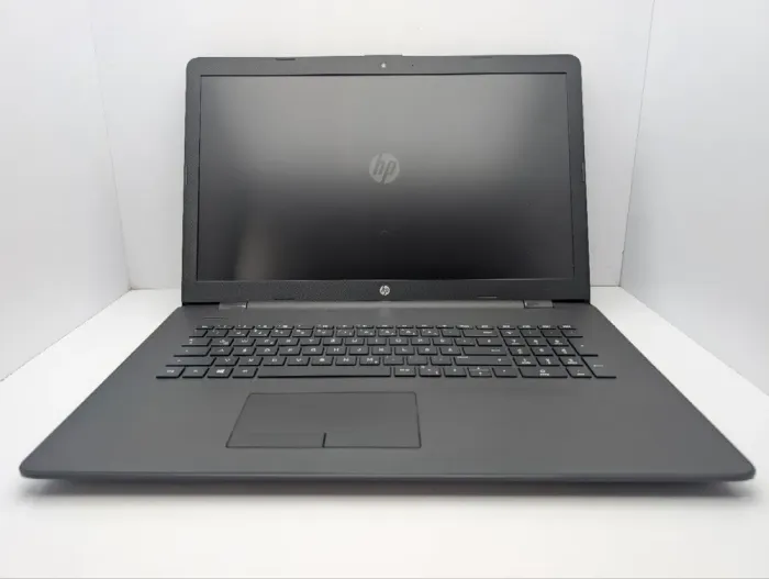 Ноутбук HP 17-bs077ng / 17.3" (1600x900) TN / Intel Celeron N3060 (2 ядра по 1.6 - 2.4 GHz) / 8 GB DDR3 / 120 GB SSD / Intel HD Graphics / WebCam б/в - зображення 3
