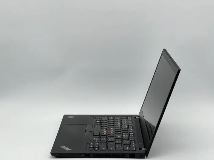 Ноутбук Lenovo ThinkPad T495 / 14" (1920x1080) IPS Touch / AMD Ryzen 5 Pro 3500U (4 (8) ядра по 2.1 - 3.7 GHz) / 12 GB DDR4 / 240 GB SSD / AMD Radeon RX Vega 8 Graphics / WebCam б/в - зображення 4