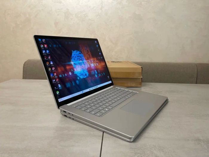 Ультрабук Microsoft Surface Laptop 4 1979 / 15" (2496x1664) IPS Touch / Intel Core i7-1185G7 (4 (8) ядра по 3.0 - 4.8 GHz) / 16 GB DDR4 / 256 GB SSD M.2 / Intel Iris Xe Graphics / WebCam б/в - зображення 3