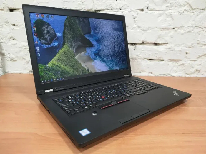 Мобільна робоча станція Lenovo ThinkPad P70 / 17.3" (1920x1080) IPS / Intel Core i7-6700HQ (4 (8) ядра по 2.6 - 3.5 GHz) / 32 GB DDR4 / 480 GB SSD / nVidia Quadro M4000M, 4 GB GDDR5, 256-bit / WebCam б/в - зображення 3