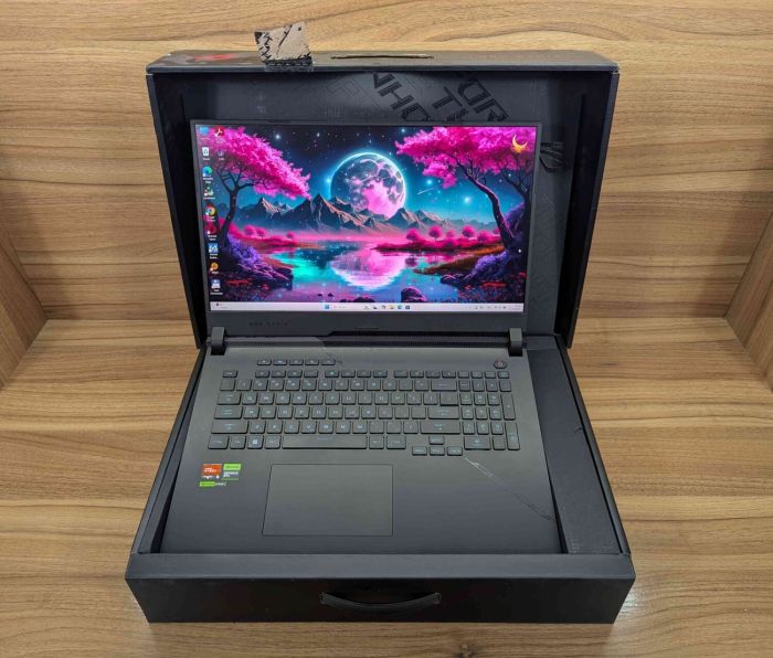 Ігровий ноутбук Asus ROG Strix G733PY / 17,3" (2560x1440) IPS / AMD Ryzen 9 7945HX (16 (32) ядер по 2,5 - 5,4 ГГц) / 64 ГБ DDR5 / 1000 ГБ SSD / nVidia GeForce RTX 4090, 16 ГБ GDDR6, 256-біт / Веб-камера / HDMI / Windows 11 б/в - зображення 9